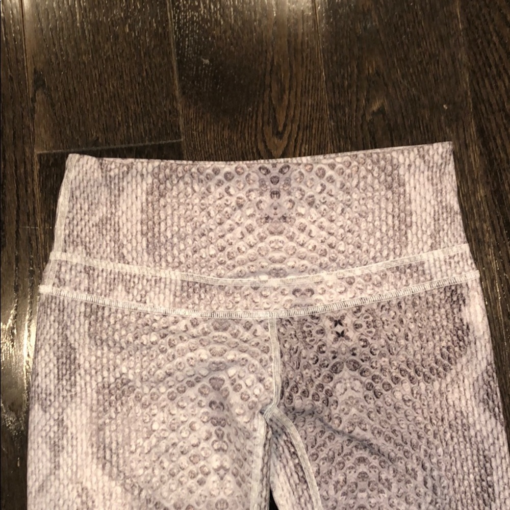 Varley Leggings View 3